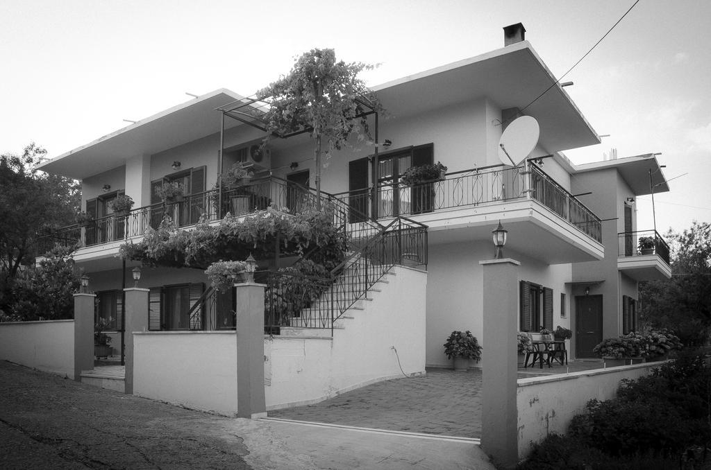 Nefeli Levídhion Exterior foto